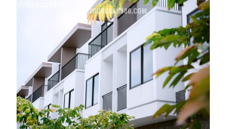Nhà phố đô thị biển The Light City  1 trệt 2 lầu  Chỉ từ 5,4 tỷ